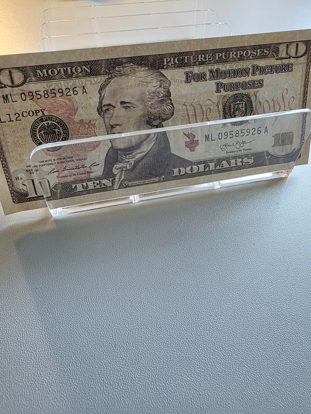 Clear Acrylic Cash Tray - 7 Slots